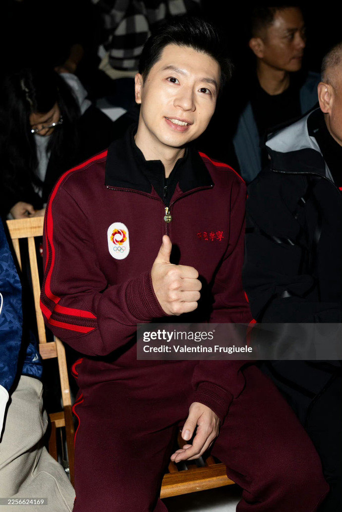 百家乐玩法-马龙亮相米兰时装周G社生图获赞，乒乓之外探索新可能|成龙|赛制|对手|赛场|人生_新浪体育_新浪新闻