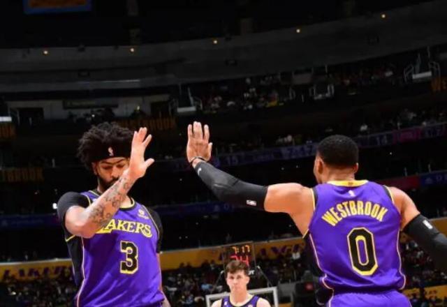 百家乐玩法-最好的浓眉回来了！湖人穿越阴影只待詹皇复出